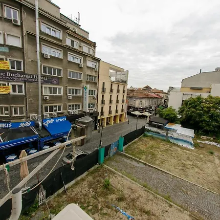 Selari Street Apartment