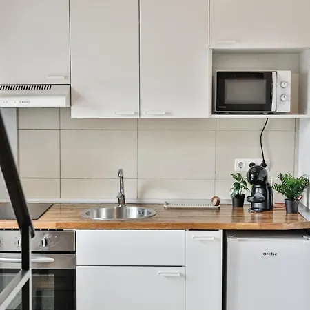 Selari Street Apartment Bucharest