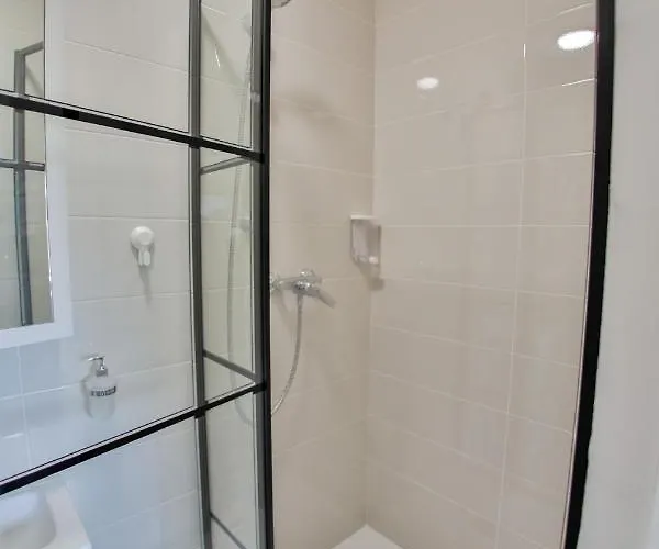 Selari Street * ブカレスト